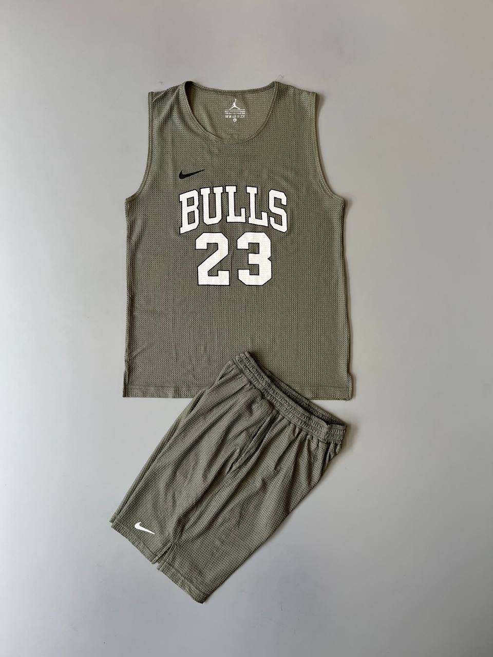 1_تاپ شلوارک BULLS 23